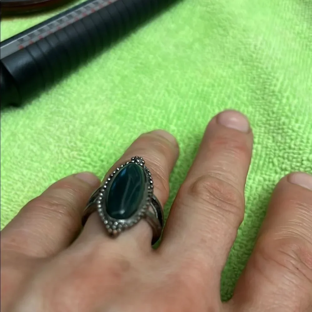 Elegant Silver and Green Oval Ring